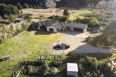 Photo of property in 151 Peka Peka Road, Peka Peka, Waikanae, 5391