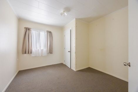 Photo of property in 27 Milton Road, Bluff Hill, Napier, 4110