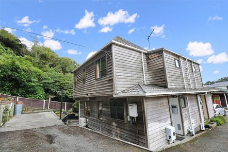Photo of property in 40 Phillip Street, Johnsonville, Wellington, 6037