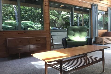 Photo of property in 65 Rimutaka Place, Titirangi, Auckland, 0604