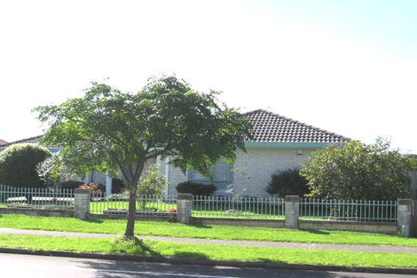 Photo of property in 50 Nicholas Road, Somerville, Auckland, 2014