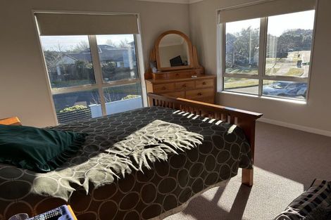 Photo of property in 3 Donovan Place, Aidanfield, Christchurch, 8025