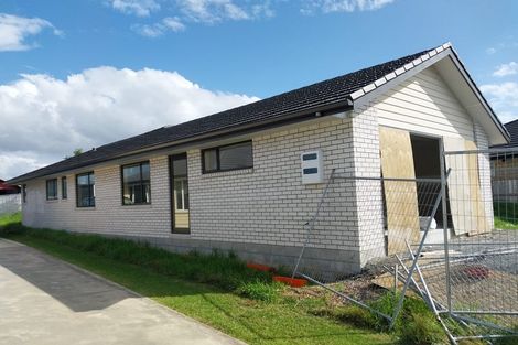 Photo of property in 4 Ocean View Rise, Ruakaka, 0116