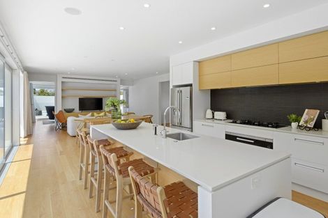 Photo of property in 74b Clyde Road, Ilam, Christchurch, 8041