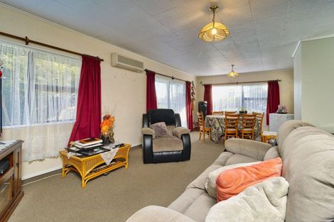 Photo of property in 105b Warwick Road, Mayfair, Hastings, 4122