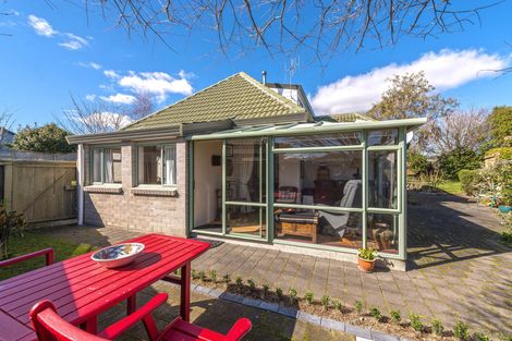 Photo of property in 2/89 Harvey Street, Waipahihi, Taupo, 3330