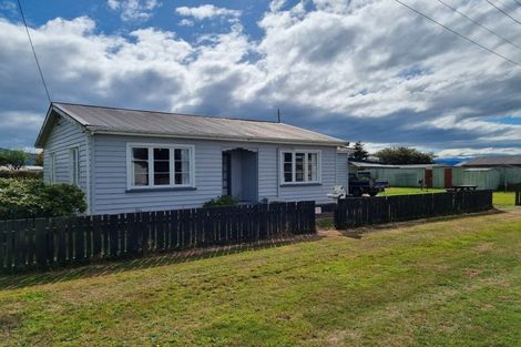 Photo of property in 57 Macandrew Street, Otautau, 9610