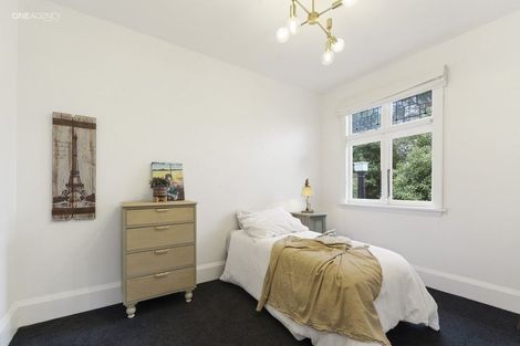 Photo of property in 14 Valley Road, Cashmere, Christchurch, 8022