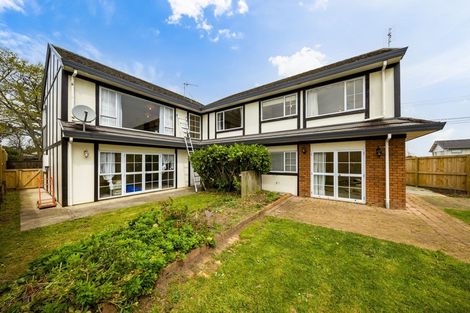 Photo of property in 225 Bleakhouse Road, Mellons Bay, Auckland, 2014