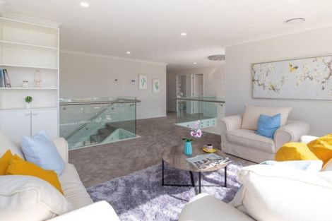 Photo of property in 104 Arran Point Parade, Orewa, 0931