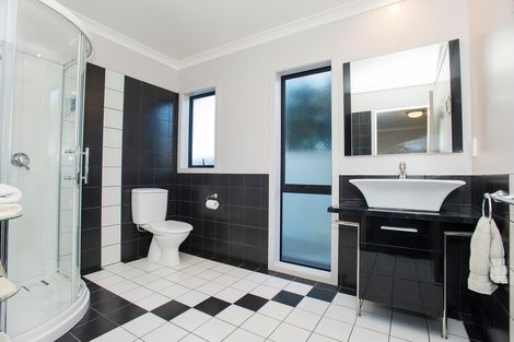 Photo of property in 17 Pohutukawa Grove, Lytton West, Gisborne, 4010