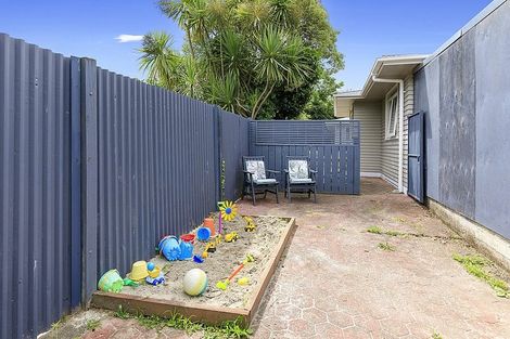 Photo of property in 13 Rawhiti Street, Stokes Valley, Lower Hutt, 5019