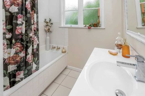 Photo of property in 3/230 Bucklands Beach Road, Bucklands Beach, Auckland, 2012