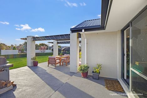 Photo of property in 1 Appleton Place, Woodend, 7610