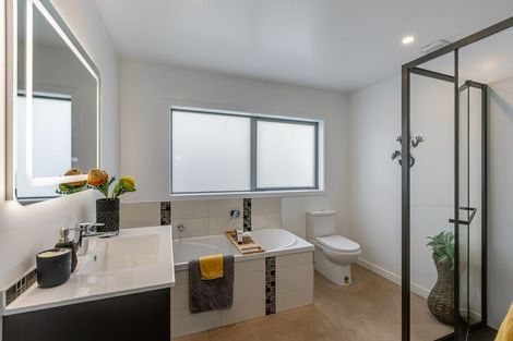 Photo of property in 17 Botany Lane, Whitby, Porirua, 5024