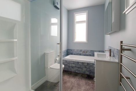 Photo of property in 43 Sumner Road, Lyttelton, 8082