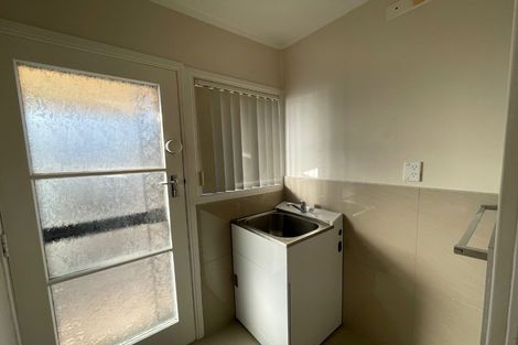 Photo of property in 27 Ramsey Street, Papatoetoe, Auckland, 2025