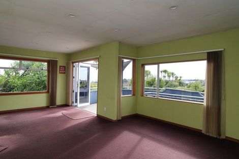 Photo of property in 82 Mangorei Road, Strandon, New Plymouth, 4312