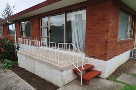 Photo of property in 1/8 Alton Terrace, Pakuranga Heights, Auckland, 2010