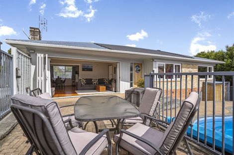Photo of property in 52a Patons Road, Howick, Auckland, 2014