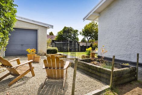 Photo of property in 15 Seyton Street, Stratford, 4332