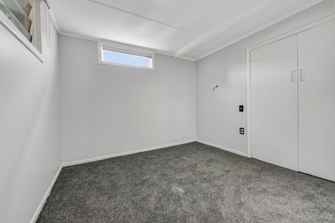 Photo of property in 1 Kingsway Crescent, Forest Lake, Hamilton, 3200