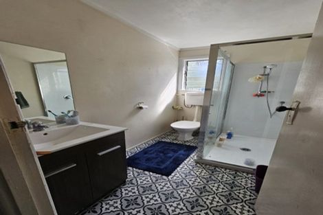 Photo of property in 1/98 Birkenhead Avenue, Birkenhead, Auckland, 0626