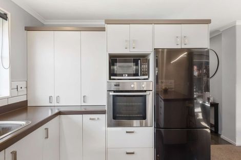 Photo of property in 31a Mataroa Place, Parklands, Christchurch, 8083