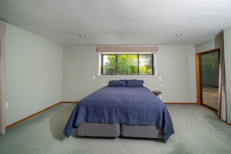 Photo of property in 421 Marshland Road, Marshland, Christchurch, 8083