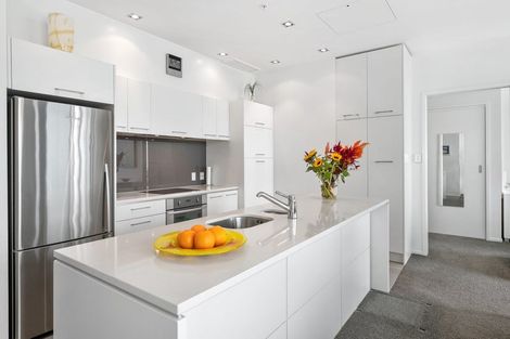 Photo of property in Sentinel Apartments, 802/3 Northcroft Street, Takapuna, Auckland, 0622