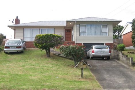Photo of property in 27 Mccullough Avenue, Papatoetoe, Auckland, 2025