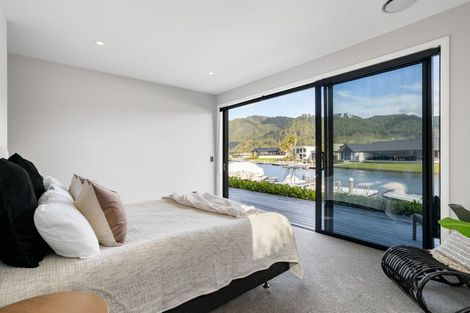 Photo of property in 126 Waterways Parade, Pauanui, Hikuai, 3579