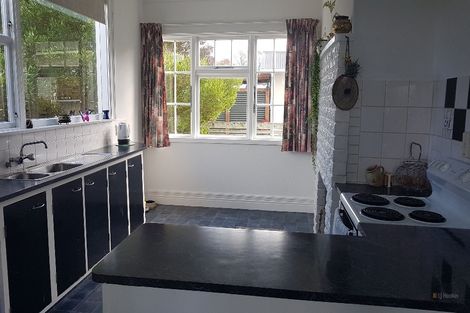 Photo of property in 15 Coronation Street, Waimate, 7924