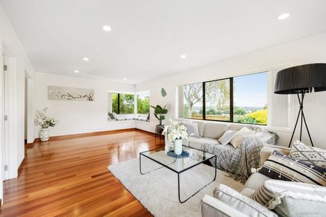 Photo of property in 2/209 Pakuranga Road, Pakuranga, Auckland, 2010