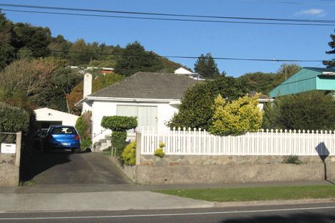 Photo of property in 103 Stokes Valley Road, Stokes Valley, Lower Hutt, 5019