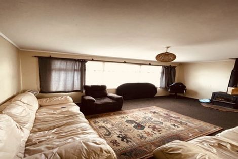 Photo of property in 5 President Avenue, Papakura, 2110