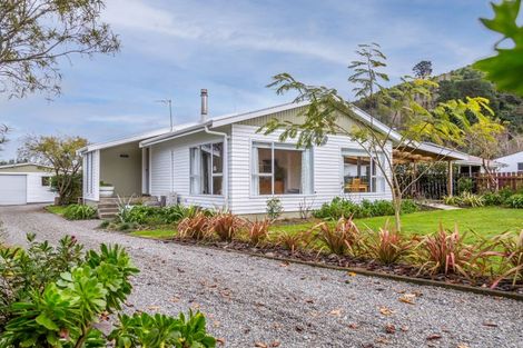 Photo of property in 14 Bell Street, Featherston, 5710