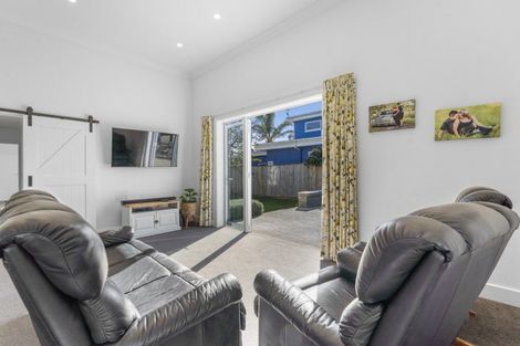 Photo of property in 33 Dunstan Street, Otaki, 5512