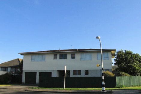 Photo of property in 32 Main Road, Titahi Bay, Porirua, 5022