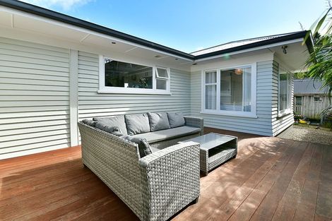 Photo of property in 2 Carento Way, Stanmore Bay, Whangaparaoa, 0932