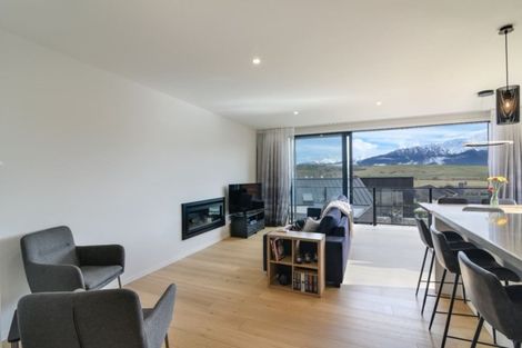 Photo of property in 39 Rannoch Drive, Jacks Point, Queenstown, 9371