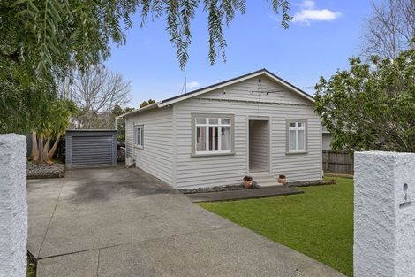 Photo of property in 4 Park Avenue, Northcote, Auckland, 0626