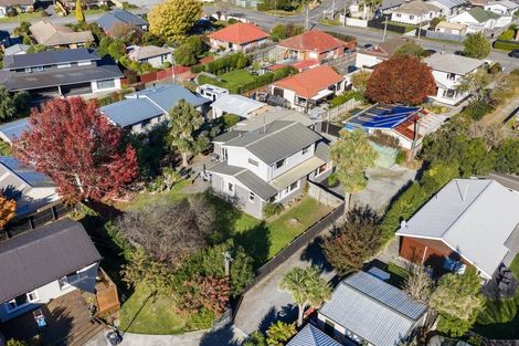 Photo of property in 18 Croziers Road, St Albans, Christchurch, 8052