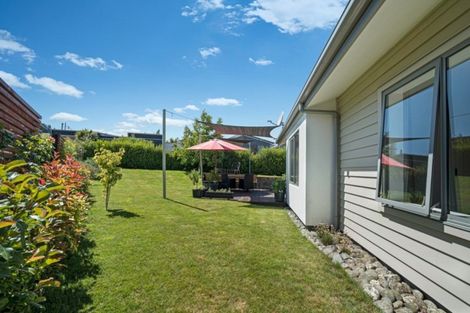 Photo of property in 7 Pukeko Place, Wanaka, 9305