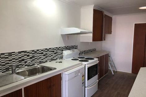 Photo of property in 93 Chelwood Street, Takaro, Palmerston North, 4412