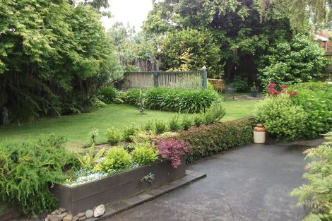 Photo of property in 2/89 Harvey Street, Waipahihi, Taupo, 3330