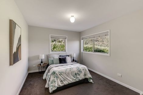 Photo of property in 17 Botany Lane, Whitby, Porirua, 5024