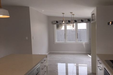 Photo of property in 33 Riddlers Crescent, Petone, Lower Hutt, 5012