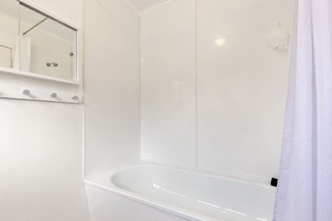 Photo of property in 16a Thurleigh Grove, Karori, Wellington, 6012