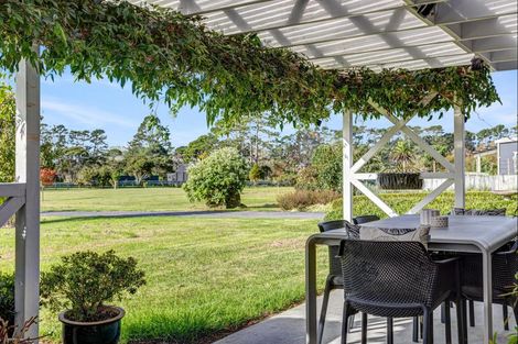 Photo of property in 170 Pomona Road, Kumeu, 0891
